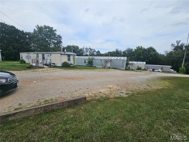 568 & 572 HIGHWAY Y, St Robert MO