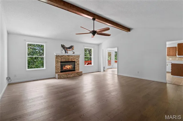 Primary bedroom — 279 Fawn Ridge Lane Hillsboro Missouri real estate