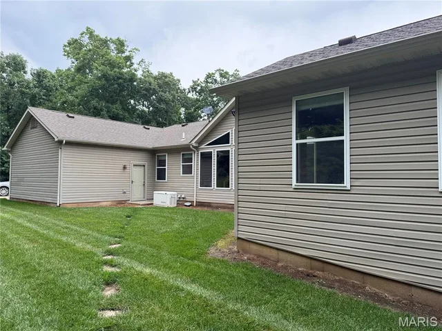 Primary bedroom — 3349 Dakota Hills Drive Pacific Missouri real estate