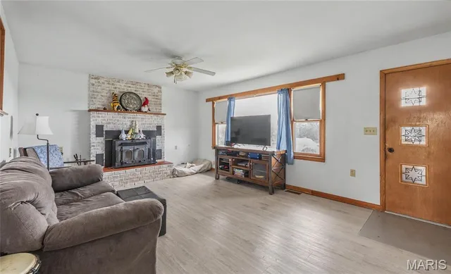 Primary bedroom — 14920 Dillon Outer Road St James Missouri real estate