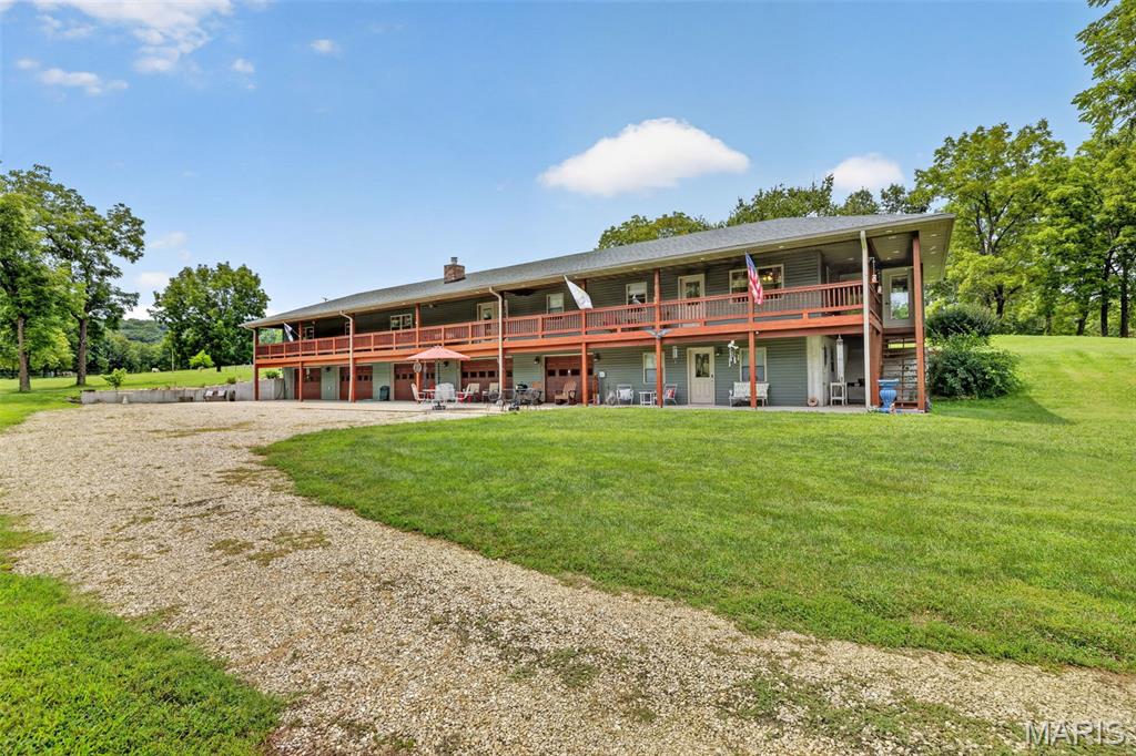 267 Johns Lane Chamois Missouri 3 bedroom 3 bathroom home for sale listed at $1,900,000
