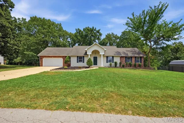 Front exterior — 20250 Harlequin Lane Dixon Missouri real estate