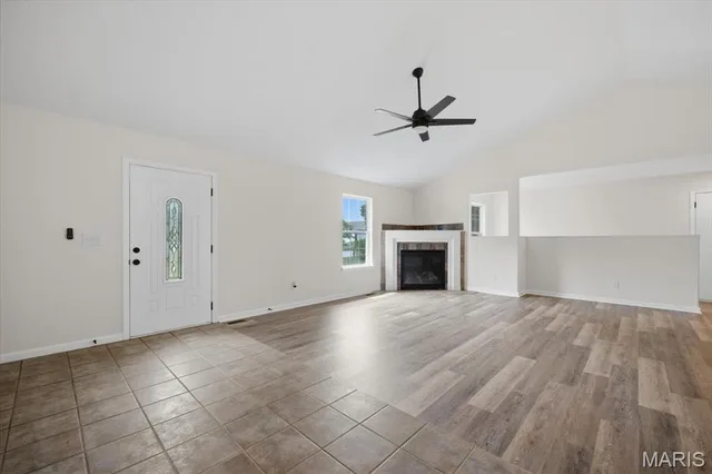 Primary bedroom — 20250 Harlequin Lane Dixon Missouri real estate
