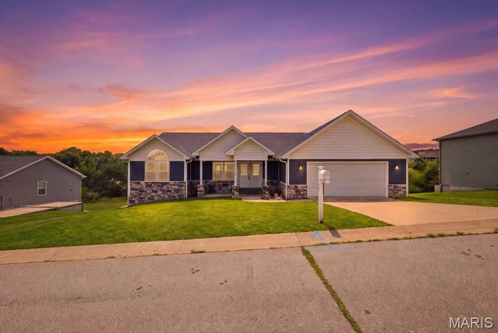 166 Jared Street Waynesville Missouri 6 bedroom 4 bathroom home for sale listed at $390,500