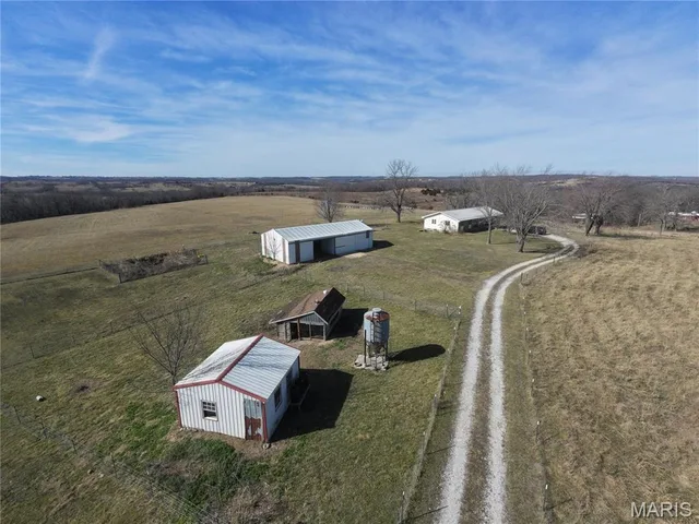 Front exterior — 5415 Highway M Mountain Grove Missouri real estate