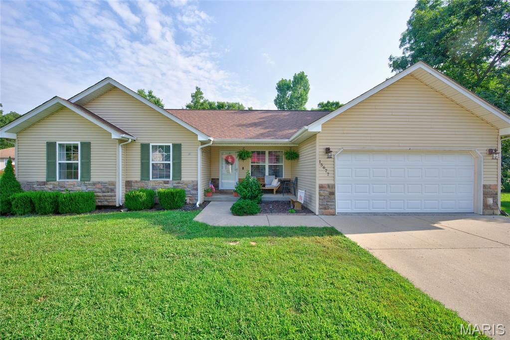 15677 Tundra Street St Robert Missouri 3 bedroom 2 bathroom home for sale listed at $239,500