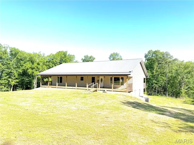 Front exterior — 27278 State Highway 19 Salem Missouri real estate