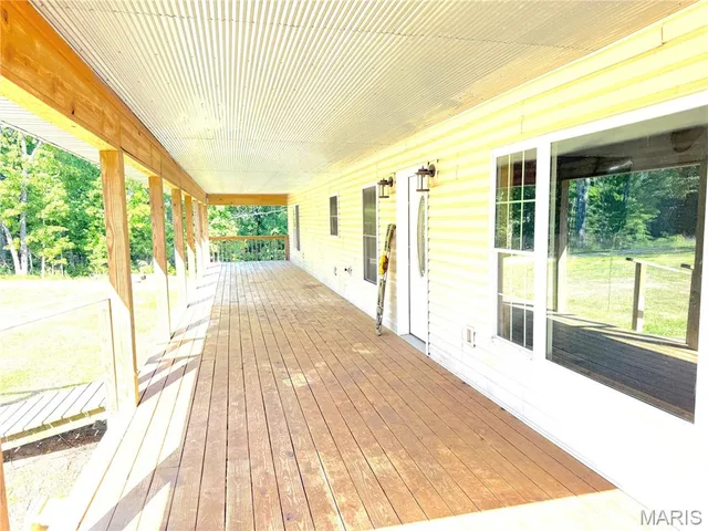 Primary bedroom — 27278 State Highway 19 Salem Missouri real estate