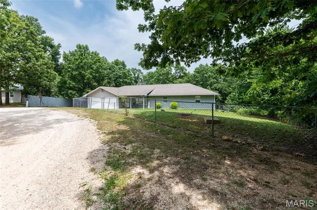 Front exterior — 14423 Tailor Road St Robert Missouri real estate
