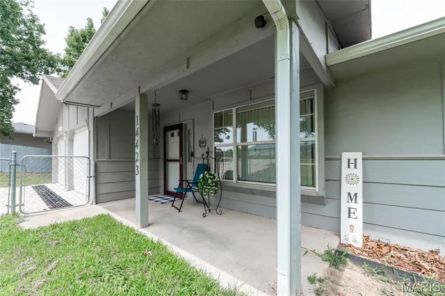 Kitchen — 14423 Tailor Road St Robert Missouri real estate