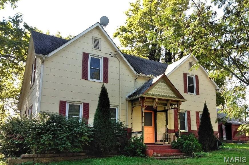 15 Penrod Lane McKittrick Missouri 4 bedroom 1 bathroom home for sale listed at $299,900