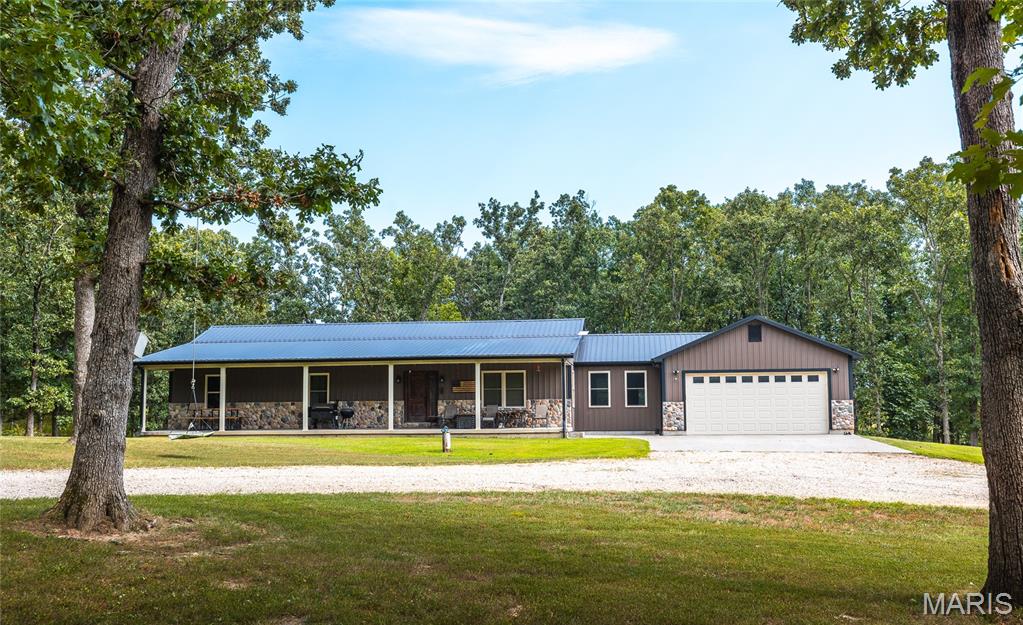 2420 Luhring Lane Rosebud Missouri 5 bedroom 3 bathroom home for sale listed at $539,000