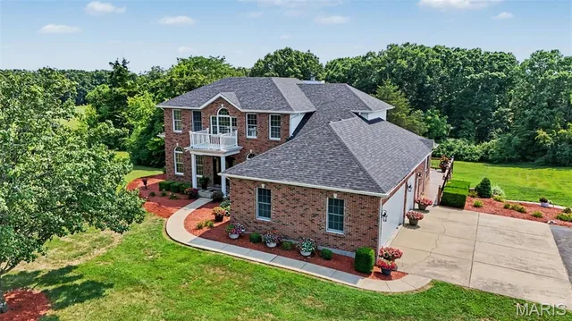 Front exterior — 22628 Doe Haven Warrenton Missouri real estate
