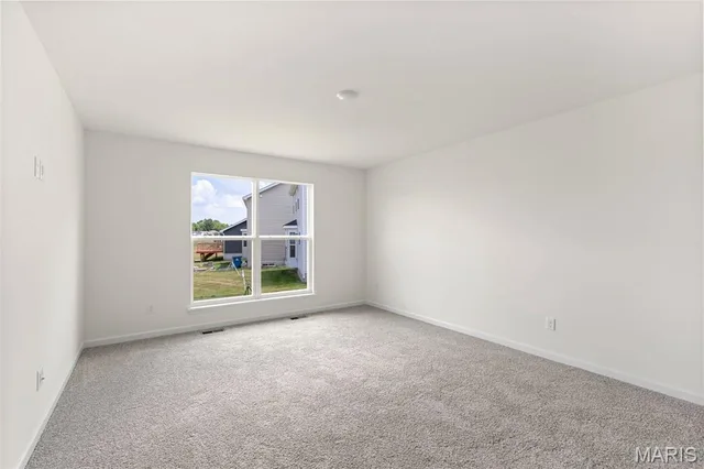 Primary bedroom — 2211 Heatherfield Drive Rolla Missouri real estate