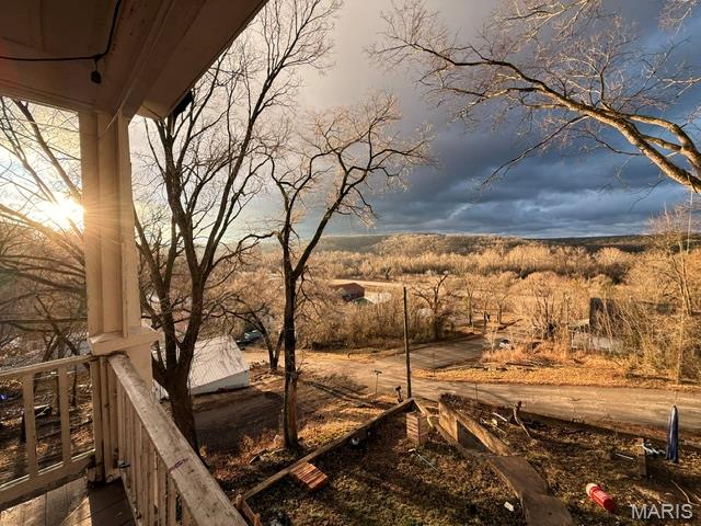 Living room — 131 W 2nd Street Newburg Missouri real estate