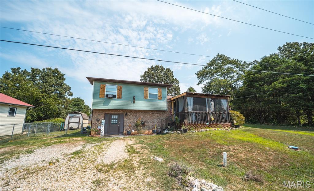 104 Maple Street St Robert Missouri 3 bedroom 2 bathroom home for sale listed at $215,000