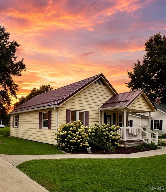 602 Taylor Avenue, Belle MO