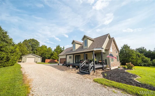 14795 Private Drive 1122, St James MO