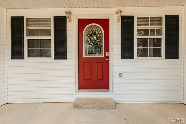 Front exterior — 20230 Harlequin Lane Dixon Missouri real estate