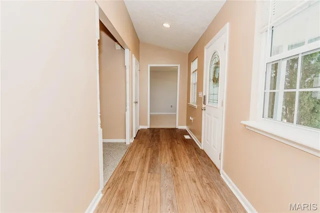 Primary bedroom — 20230 Harlequin Lane Dixon Missouri real estate