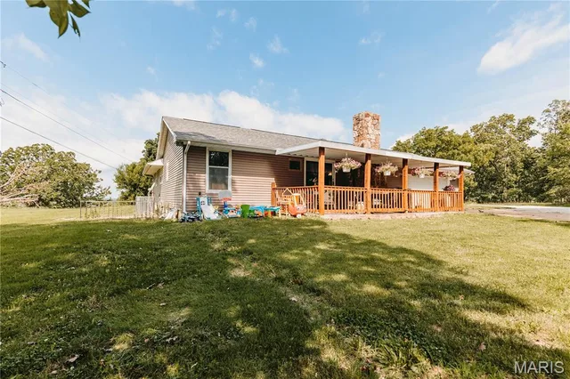 Kitchen — 12190 Highway 28 Dixon Missouri real estate