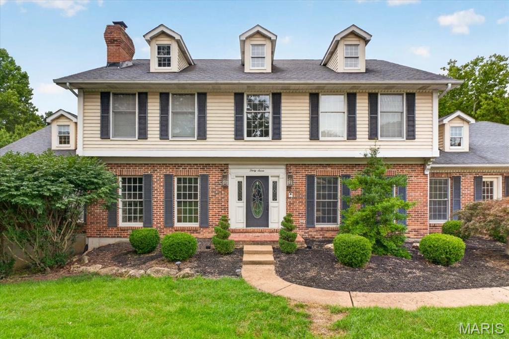 37 Kennerly Manor Drive St Louis Missouri 5 bedroom 5 bathroom home for sale listed at $1,299,000