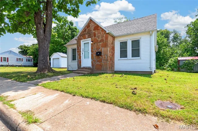 360 5th Street, Lebanon MO real estate