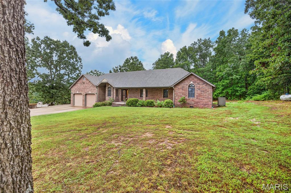 22774 Gardner Road Lebanon Missouri 3 bedroom 2 bathroom home for sale listed at $339,900