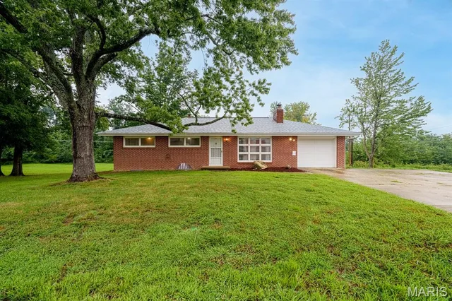 708 Lions Club Drive, Rolla MO