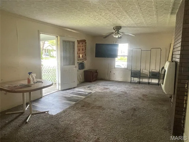 Kitchen — 510 Hood Street Lebanon Missouri real estate