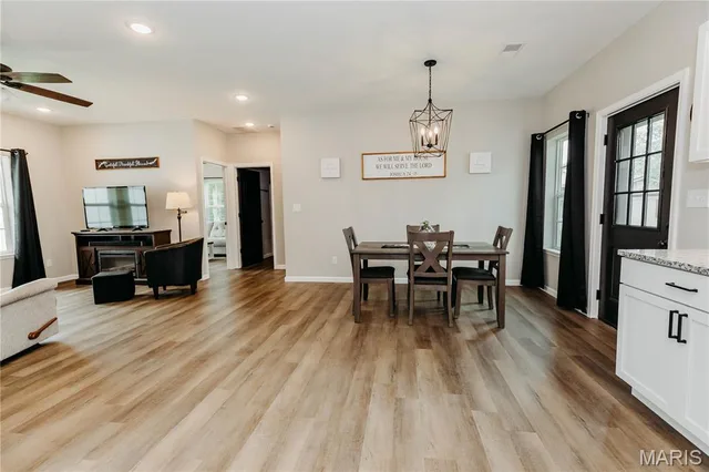 Primary bedroom — 610 York Street Crocker Missouri real estate