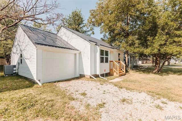 Front exterior — 478 Brice Street Lebanon Missouri real estate