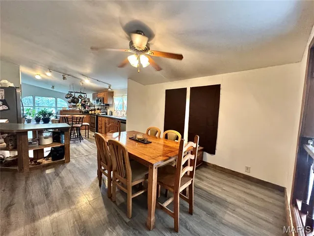 Primary bedroom — 600 Hidden Lake Road De Soto Missouri real estate