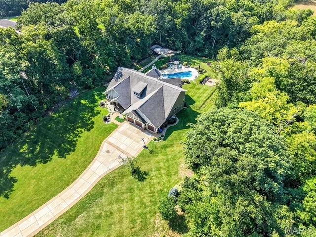 Front exterior — 1950 Diehr Road Wentzville Missouri real estate