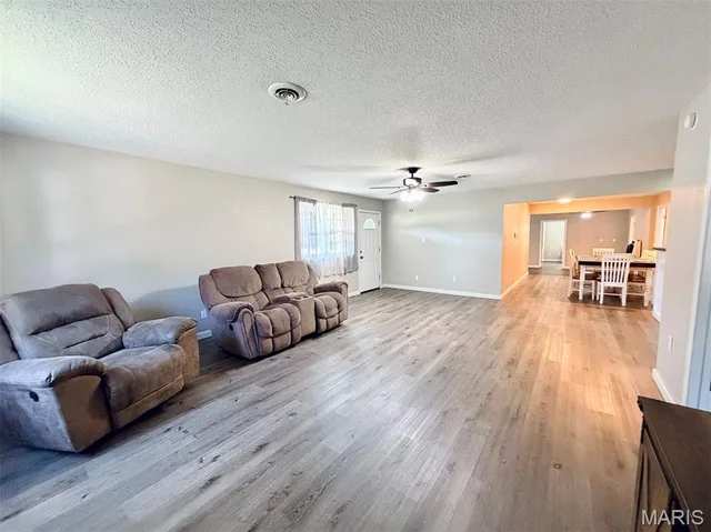 Primary bedroom — 4396 State Highway 21 Doniphan Missouri real estate