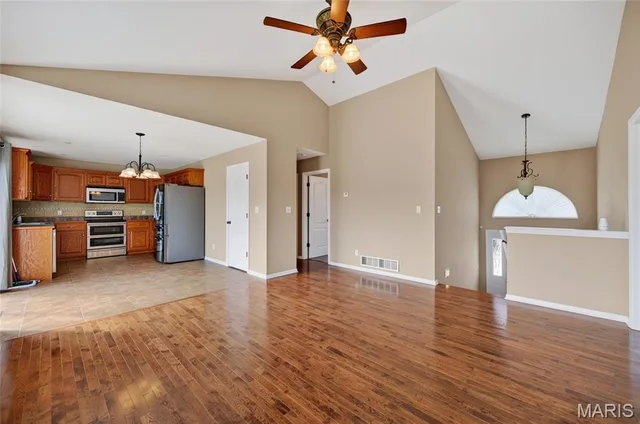 Primary bedroom — 22857 Revelation Road Waynesville Missouri real estate