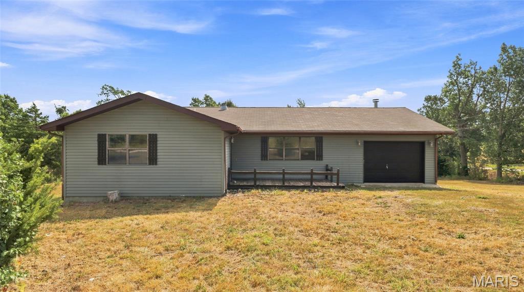 13906 Elm Drive Plato Missouri 3 bedroom 2 bathroom home for sale listed at $155,000