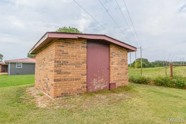 Kitchen — 22444 Highway MM Lebanon Missouri real estate