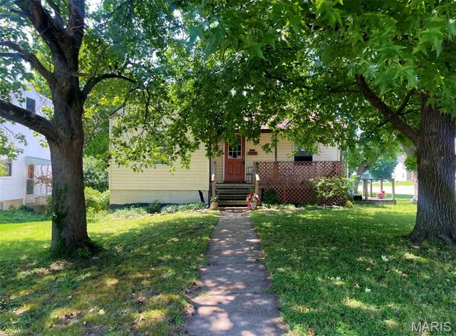 1609 Cedar Street, Rolla MO