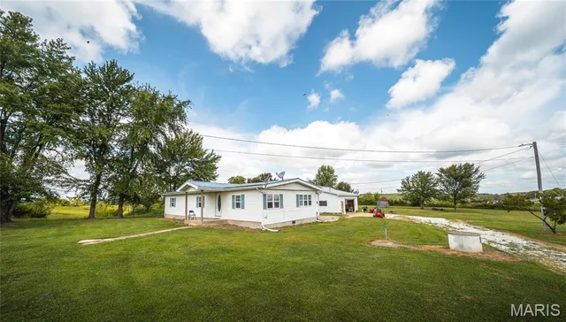 Front exterior — 19455 County Road 5430 Rolla Missouri real estate