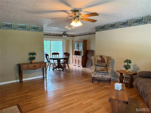 Kitchen — 24688 Mc Clurg Drive Lebanon Missouri real estate