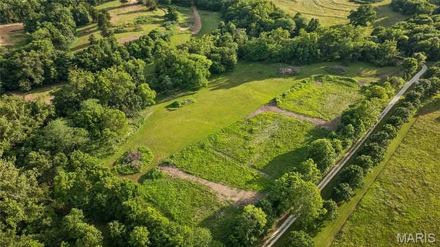 22245 Lix Road, Warrenton MO