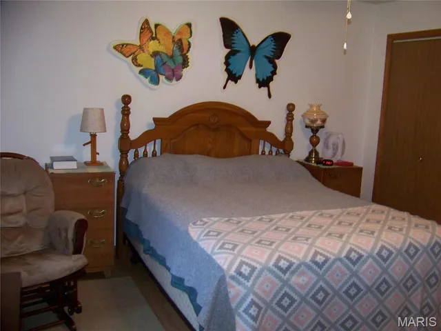 Primary bedroom — 13900 Haystack Lane Dixon Missouri real estate