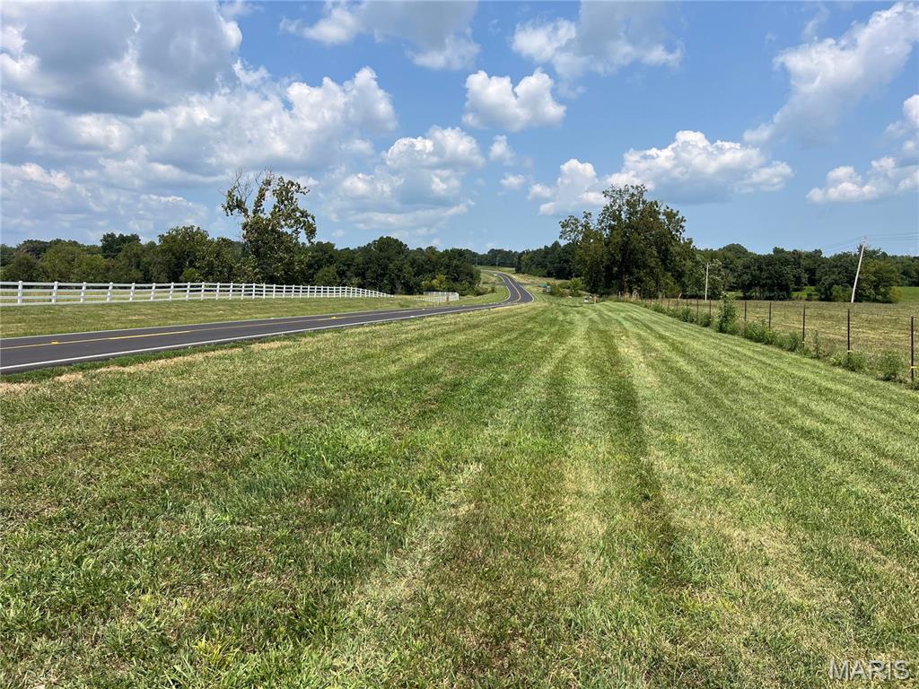 16.73 acres m/l on Hwy D, Eolia MO