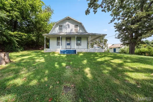Front exterior — 11703, 11655 State Route F Rolla Missouri real estate