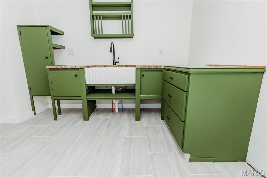 Photo 34