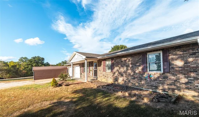 Front exterior — 17550 Highway 28 Dixon Missouri real estate