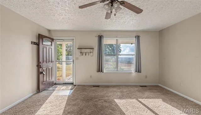 Kitchen — 17550 Highway 28 Dixon Missouri real estate