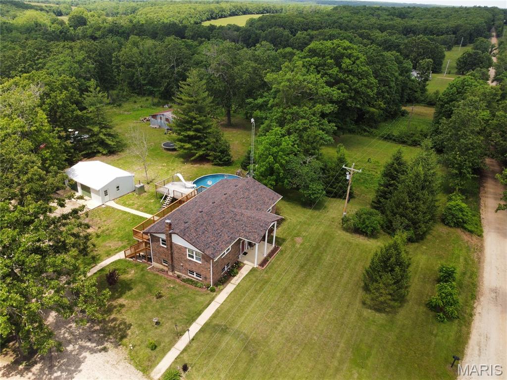 10375 Cedar Lane Dixon Missouri 5 bedroom 2 bathroom home for sale listed at $395,000