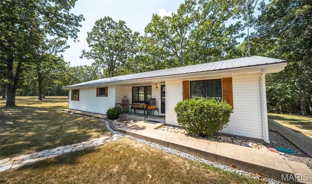 Front exterior — 13915 Maple Lane Plato Missouri real estate